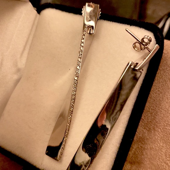 Gorgeous dangle, 14 karat gold diamond swirl, earrings designer 3 1/4 inch. - Picture 8 of 8